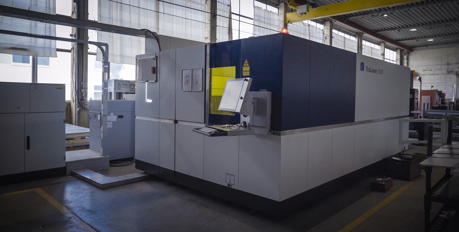 Metalo lakštų pjovimas lazeriu